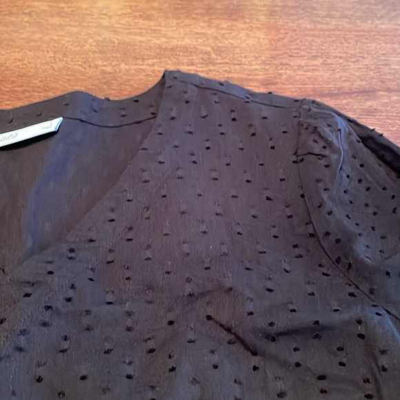Croft & Barrow textured black on black polka dots top - Picture 15 of 15